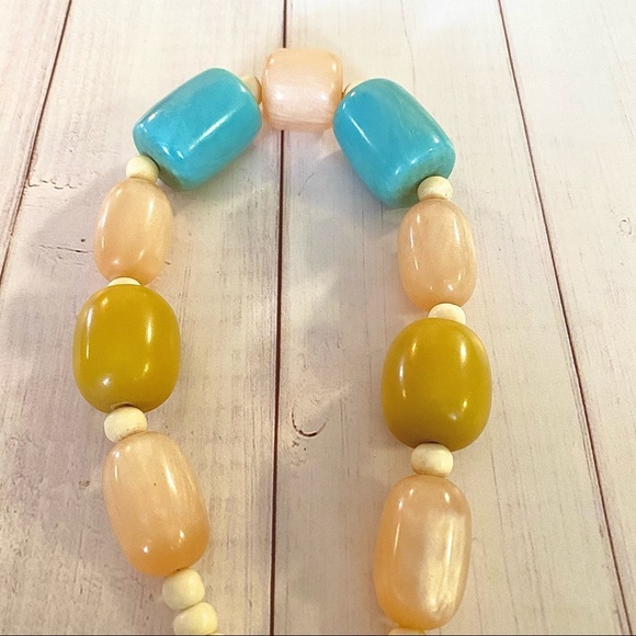 Beaded  Pastel Colored Necklace( Y2K) - Picture 4 of 5